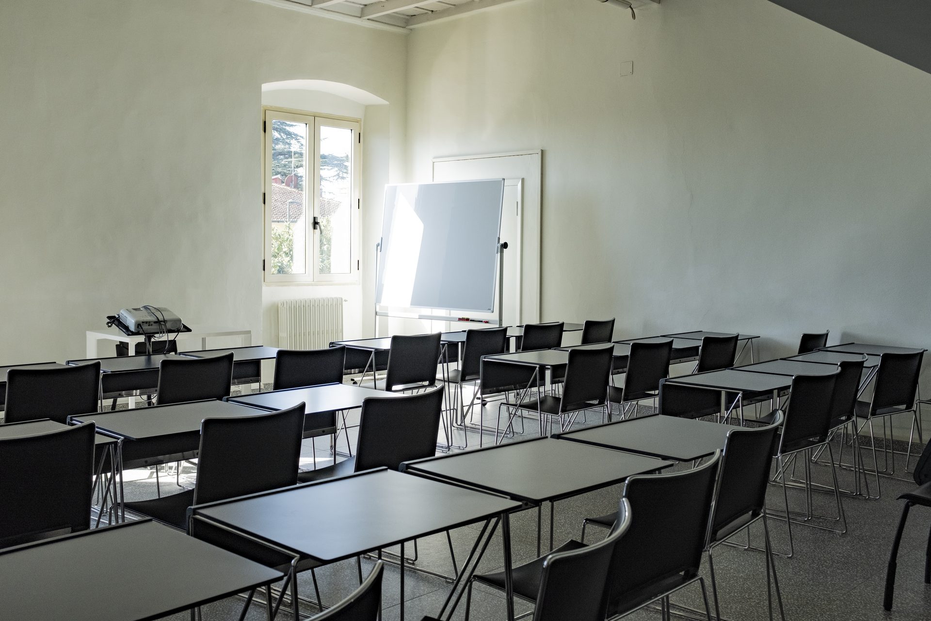 A seminar classroom at Unicollege