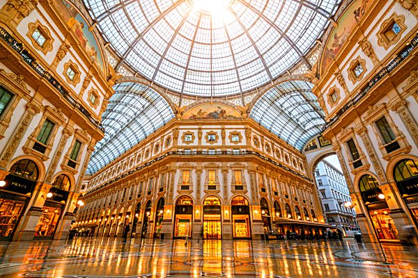 The Galleria Vittorio Emanuele II in Milan, close to the Unicollege Milan campus